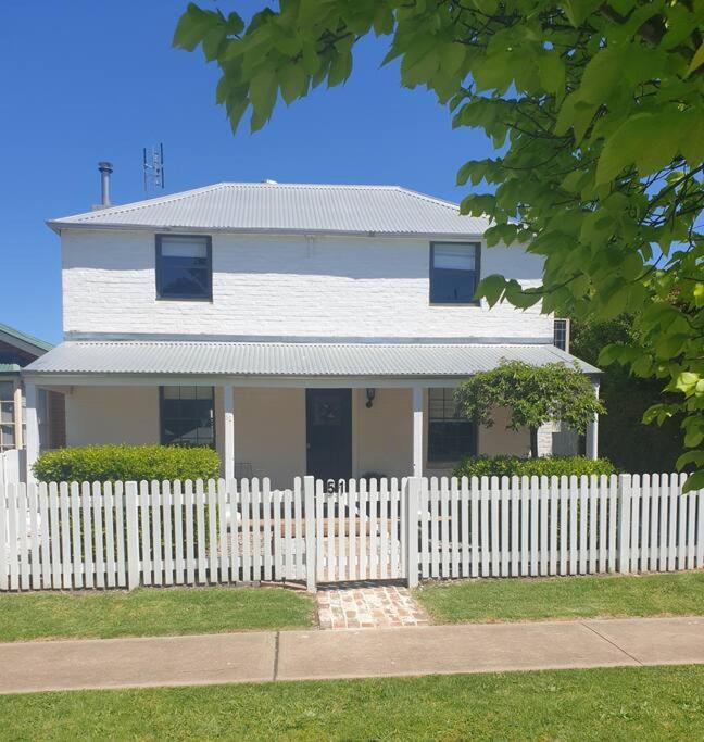 Samuels C1860 - In The Heart Of Mudgee